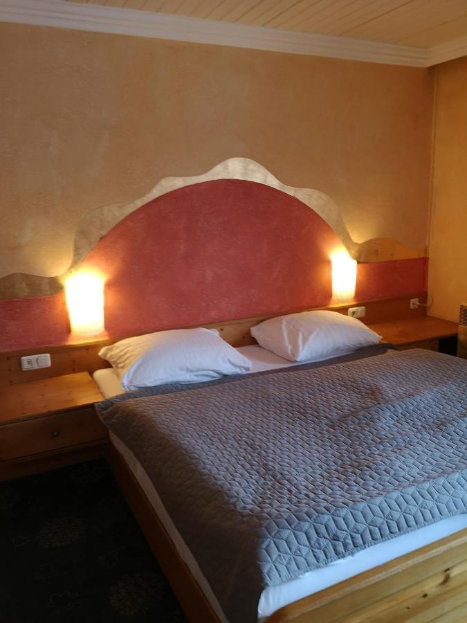 Hotel Wirt Z'Minsta Altmünster المظهر الخارجي الصورة