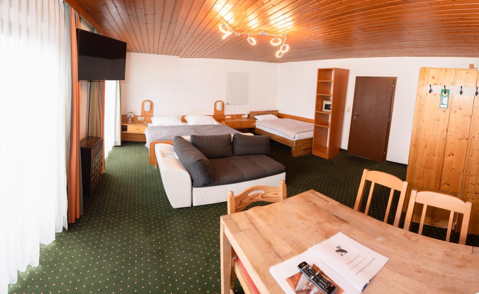 Hotel Wirt Z'Minsta Altmünster المظهر الخارجي الصورة